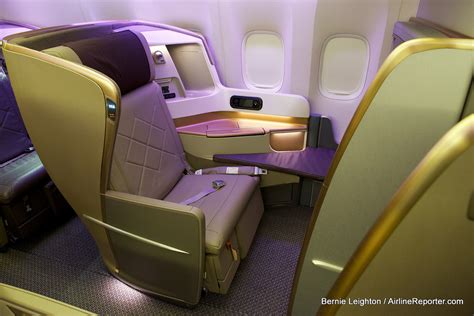 touring   interior  singapore airlines win   model airlinereporter airlinereporter