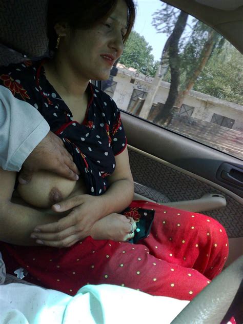 pakistani aunty nude showing boobs photos 2ab68