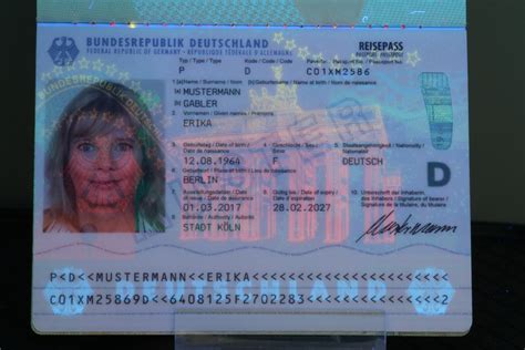 Personalausweis Seriennummer Ausweisnummer Beim Alten Personalausweis