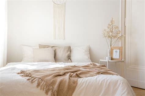 11 Impressive Beige Bedroom Ideas To Create A Neutral Setting Homenish