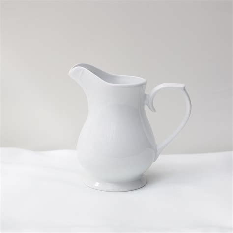 oz plain white milk jugs  expectations weddings