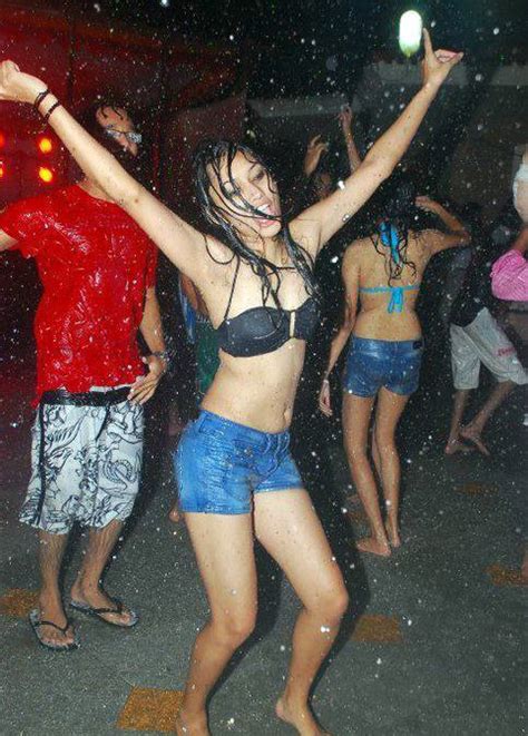hot desi girls wet pool party