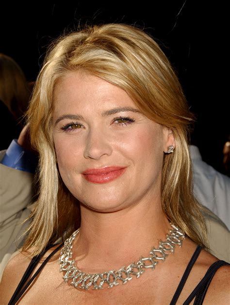 kristy swanson photo gallery high quality pics  kristy swanson theplace