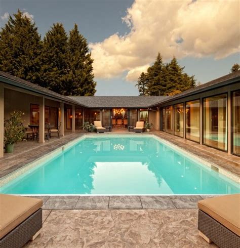 ideas   shaped home design youramazingplacescom courtyard house plans pool