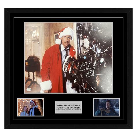 chevy chase national lampoons christmas vacation signed framed  photograph beckett