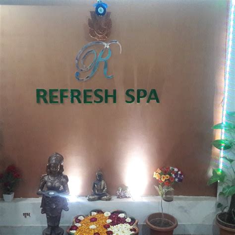 refresh city day spa  delhi