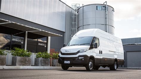 iveco daily van review drive