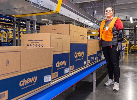 fulfillment center jobs  chewy  locations great pay benefits