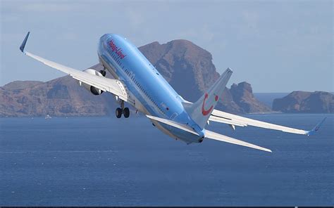 aircraft passenger aircraft hd wallpapers desktop  mobile images