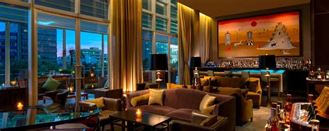 luxury hotel dining mexico city  st regis mexico city