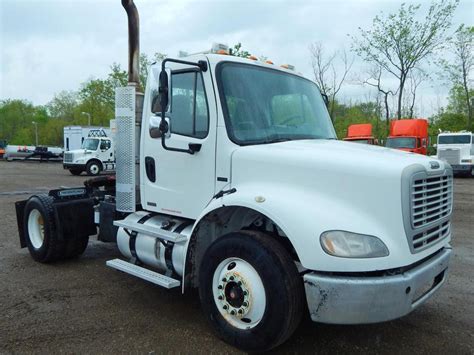 freightliner business class   cars  sale  ohio