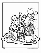 Coloring Pages Camping Marshmallows Color Toasting Kids Preschool Camp Summer Printable Smores Scout Theme Family Roasting Activities Coloring4free Fun Sheets sketch template