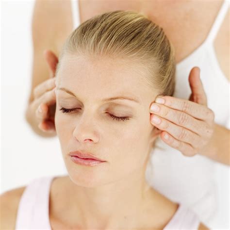 the full guide to indian head massage and why everyone