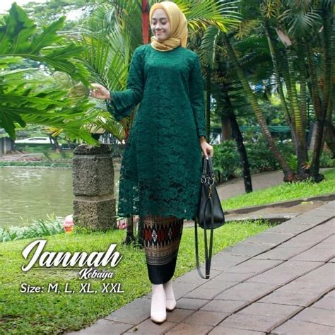 jilbab  kebaya hijau botol model hijab terbaru