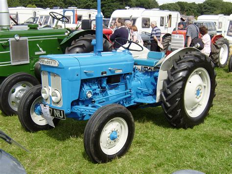 fordson tractor construction plant wiki  classic vehicle