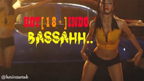 [hot 18 Indo] Sexy Dancer Jogja Girls Washing Car Youtube