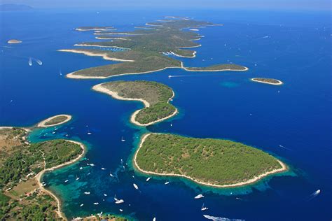 top  bays  visit sailing pakleni islands charter croatia