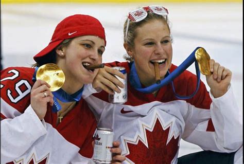 canadian women s olympic gold medal hockey team team canada hockey