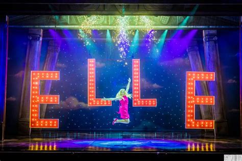 Legally Blonde At Nottinghams Theatre Royal Is One Of The Happiest