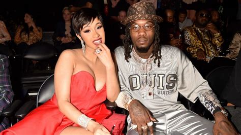 offset shares nude photo of goddess wife cardi b before surprise nyc performance