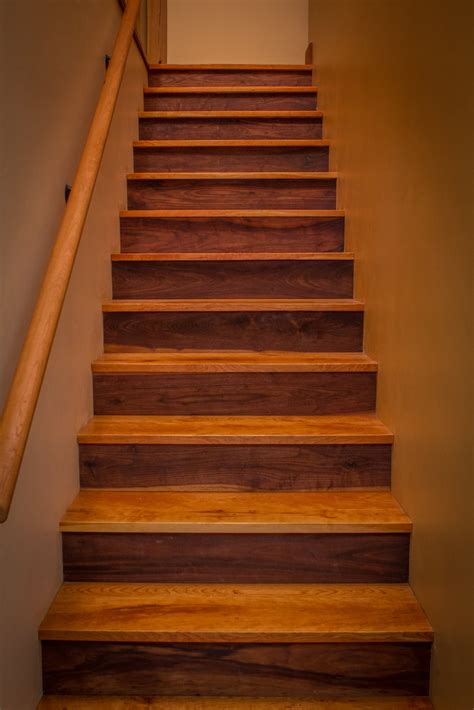 showcase  timber frame stairs