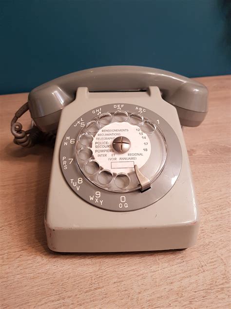 telephone vintage customise le grenier demilie retro vintage