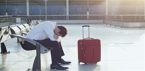 fee  manual handling  baggage  dubai airport tourism news