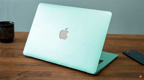 apples  macbook air  feature imac colours
