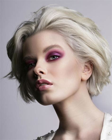 The Latest 25 Ravishing Short Hairstyles And Colors You