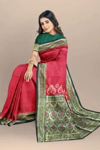 sss weaving 6 3 m with blouse piece red banarasi saree at rs 699 in surat