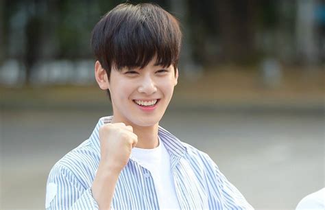 Astro S Eunwoo Discovered To Be A Huge Fan Of Bts — Koreaboo