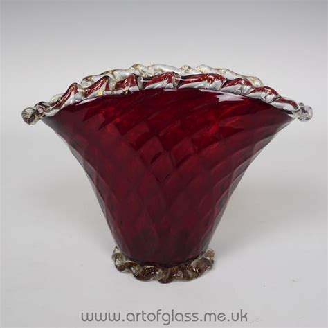 Murano Venetian Gold Leaf Rigaree Ruby Glass Vase Glass