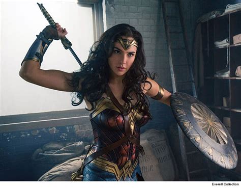 Wonder Woman Star Gal Gadot Warner Bros Look Out She Wants