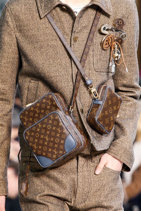 Louis Vuitton Men S Handbags And Purses For Men