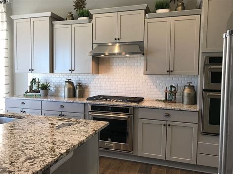 clean merillat kitchen cabinets anipinan kitchen