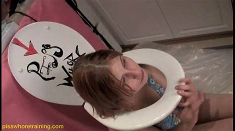 teen piss whore dahlia licks the toilet seat clean xnxx