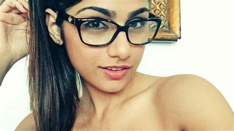 porn star mia khalifa s breast implants ruptured by hockey puck the