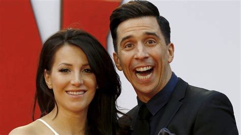Russell Kane Teach Sex Ed To Eight Year Olds Bbc News