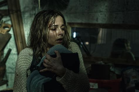 the 7 scariest horror movies streaming on netflix this weekend