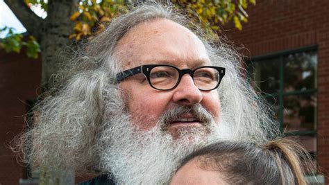 Randy Quaid To Stay In Vt Hopes To Become Firefighter
