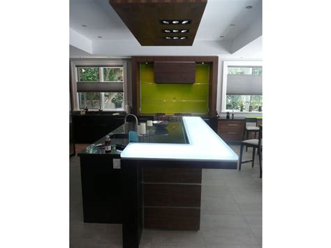 The Glass Counter Breakfast Bar By Cgd Glass Cgd Glass Countertops