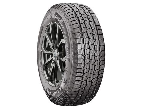 cooper tire wins  good design award  discoverer snow claw