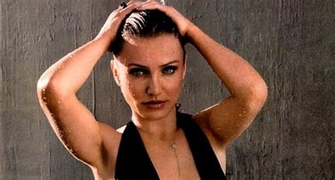Cameron Diaz Attempts Being Sexy In Esquire