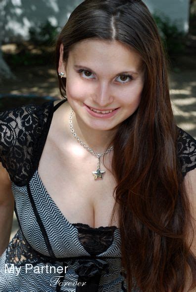 meet ukrainian girl inna from melitopol ukraine