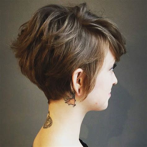 10 Highly Stylish Short Hairstyle For Women 2020