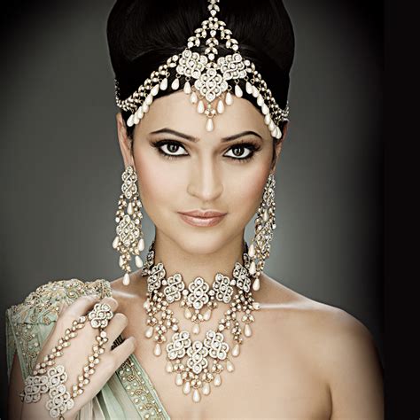 indian bridal hairstyles    world fashion