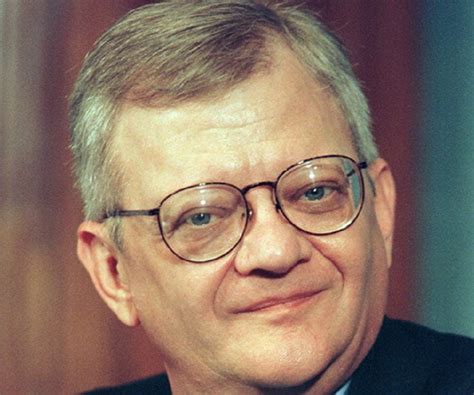 tom clancy biography facts childhood family life achievements
