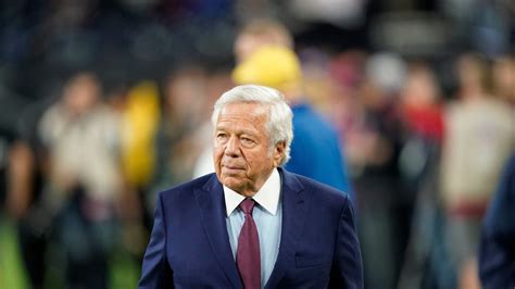 robert kraft cleared of massage parlor charges vanity fair
