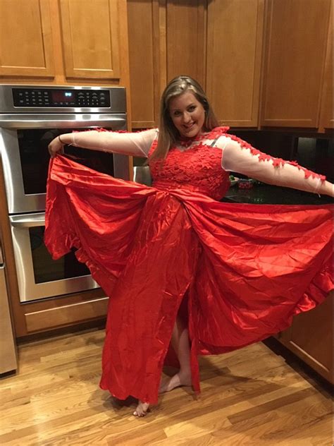 colorado teenager juliet jacoby s prom dress sends twitter into frenzy