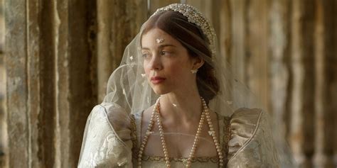 starz to expand the spanish princess with eight new episodes